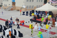 Mezuniyet Organizasyonu - Mezuniyet Süslemesi - Kokteyl Masa Kiralama - Catering - Stand kiralama - Sahne Kiralama